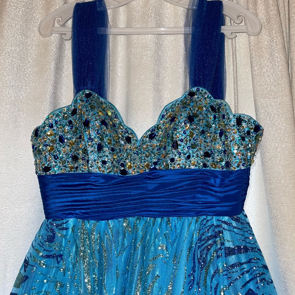 Teal Blue Prom/Homecoming/Pageant Dress - Picture 3 of 11